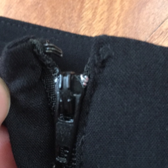 EUC Black skirt - Picture 3 of 11